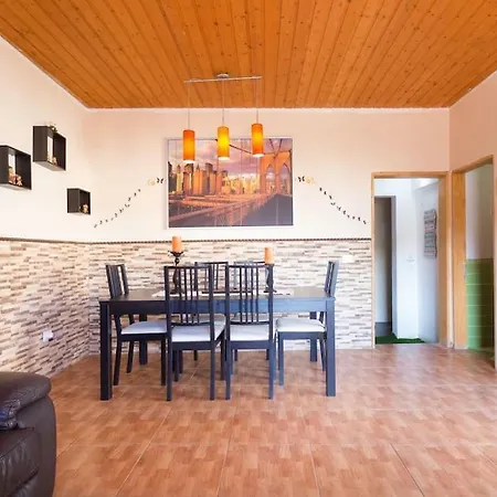Blanca Tenerife - Complete House - Terrace And Bbq, 5 Minutes From The And Airport Vakantiehuis *