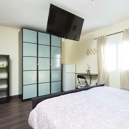 Сasa de vacaciones Blanca Tenerife - Complete House - Terrace And Bbq, 5 Minutes From The And Airport San Isidro (Tenerife)