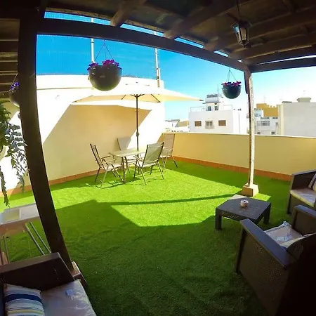 Blanca Tenerife - Complete House - Terrace And Bbq, 5 Minutes From The And Airport Vakantiehuis *