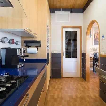 Сasa de vacaciones Blanca Tenerife - Complete House - Terrace And Bbq, 5 Minutes From The And Airport *